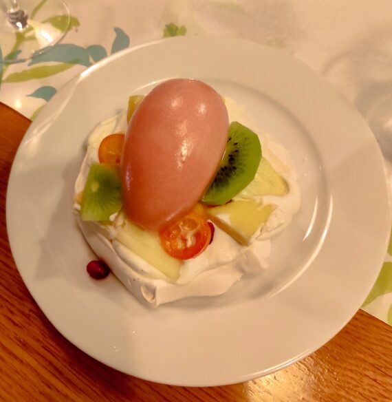 Insel-Pavlova, gouaveneis