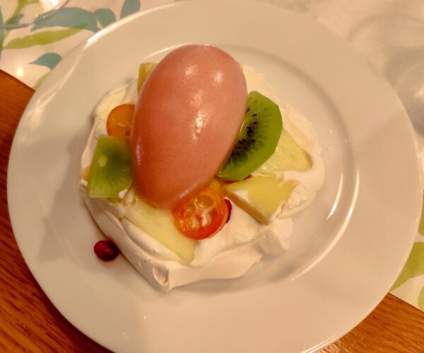 Insel-Pavlova, gouaveneis