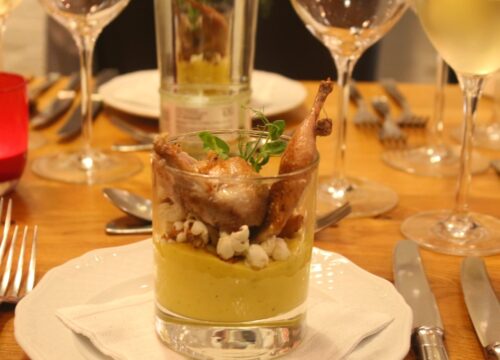 Maispüree mit Pfifferlingen, Popcorn und Wachtel-min