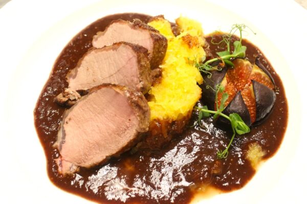 Claudes ChefsTable mit Wild-Menü am 11.10.25