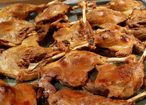knusprige Gänsekeulen-min