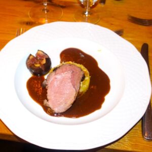 Rezept Duroc-Kotelett mit Bordelaiser Rotweinsauce an Kürbis-Variation